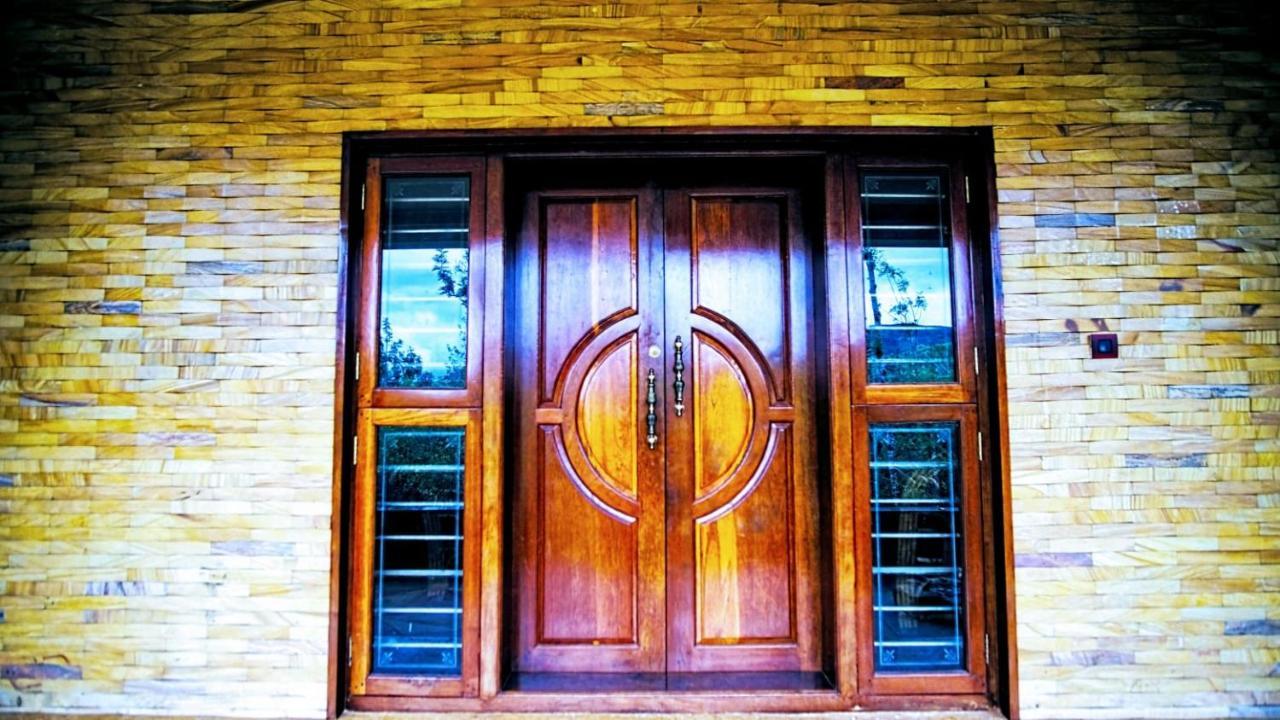 Appartamento Memories Of Malnad Chikmagalūr Esterno foto